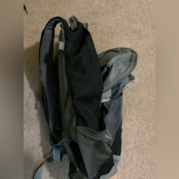 Kelty Backpack - Picture 3 of 4